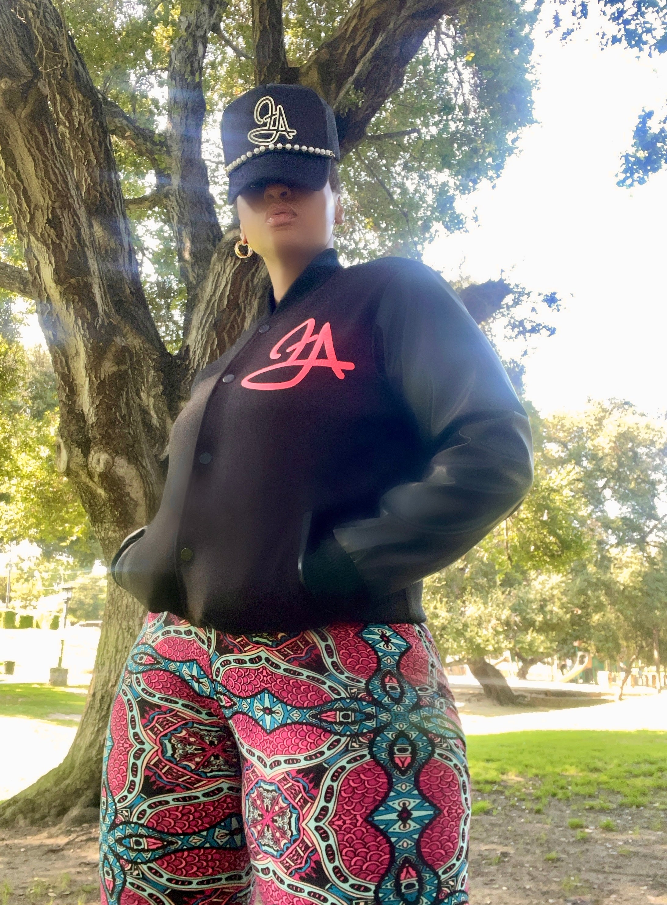 Fallon Aurielle F.A. 2 Tone Signature Classic Pearl Trucker Snapback Hat (Black & White)