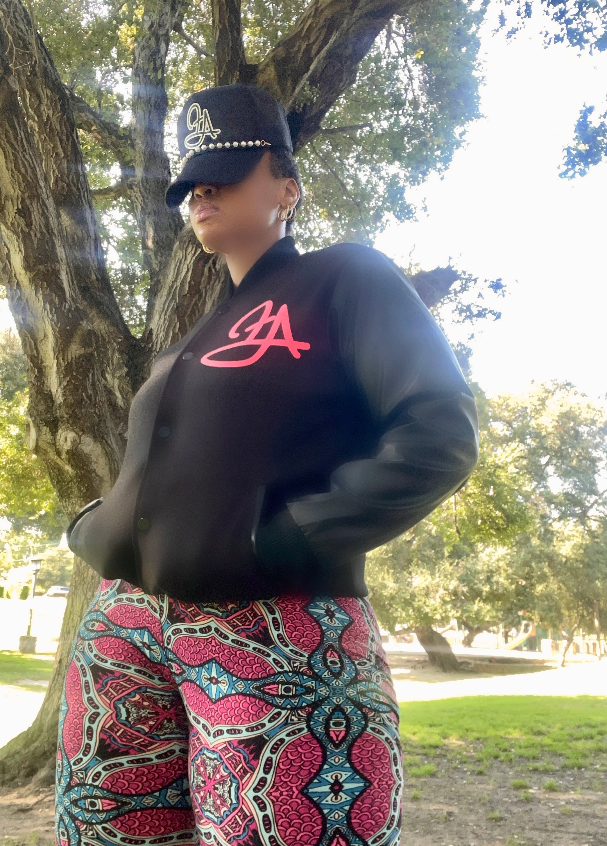 Fallon Aurielle F.A. 2 Tone Signature Classic Pearl Trucker Snapback Hat (Black & White)