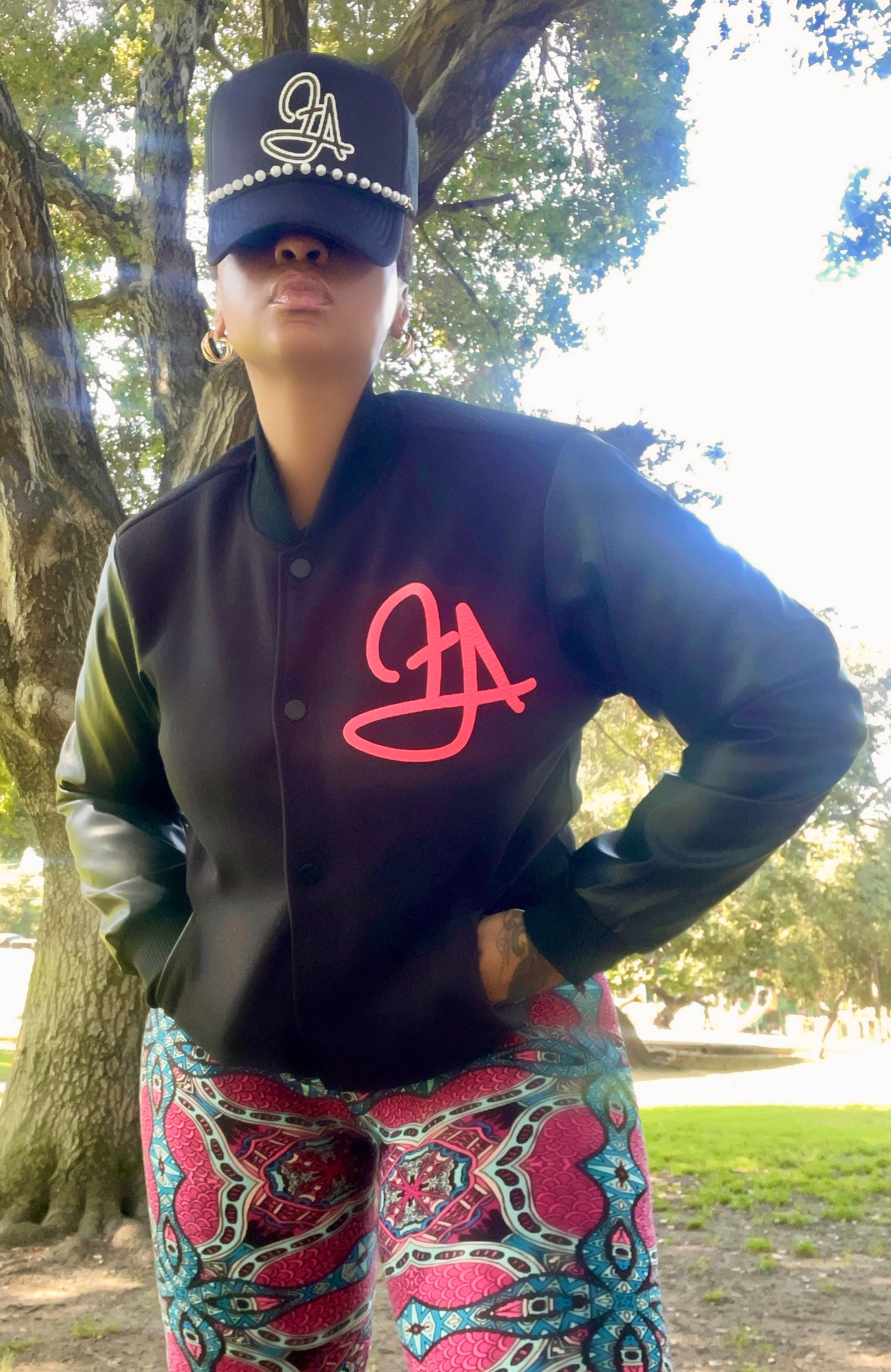 Fallon Aurielle F.A. 2 Tone Signature Classic Pearl Trucker Snapback Hat (Black & White)