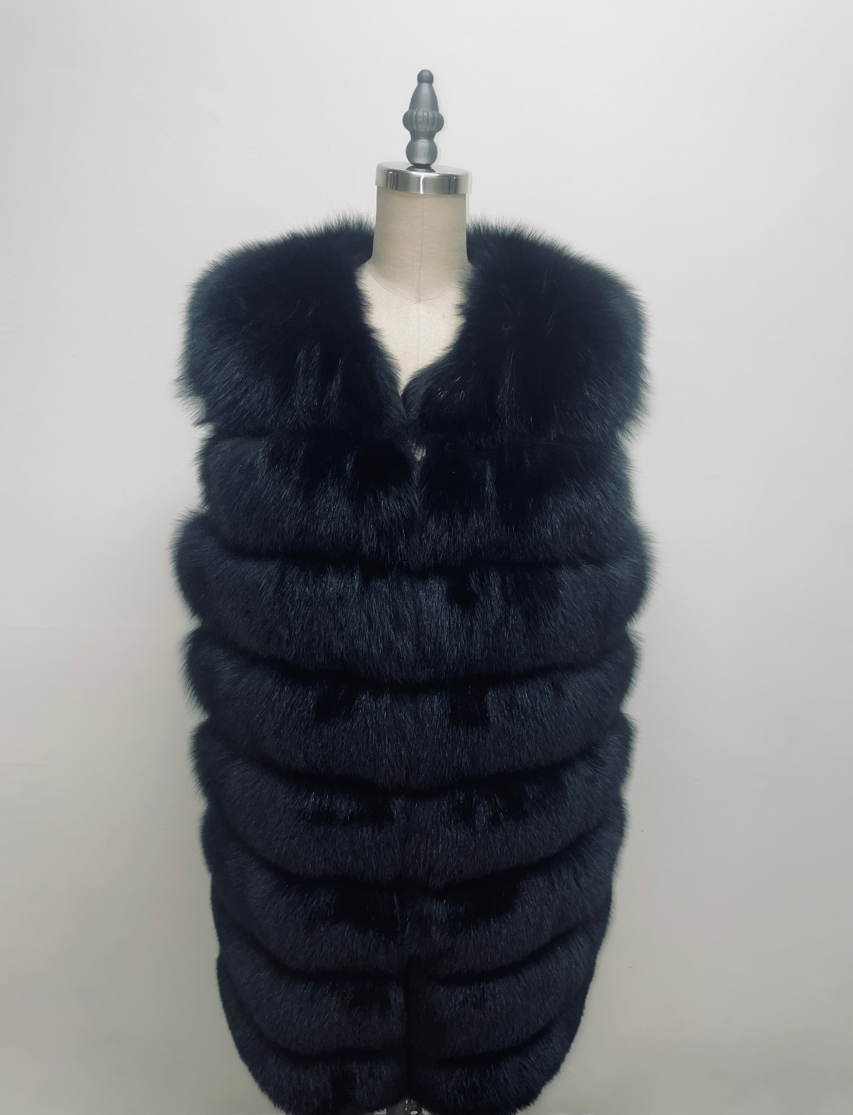 Fallon Aurielle Fox Fur Vest (Black)